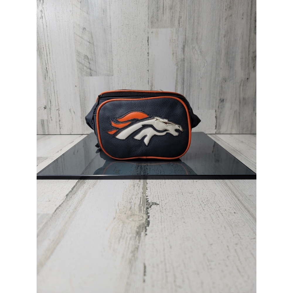 NFL Denver Broncos Vintage Genuine Leather Stitched 3 Pocket Fannie Pack